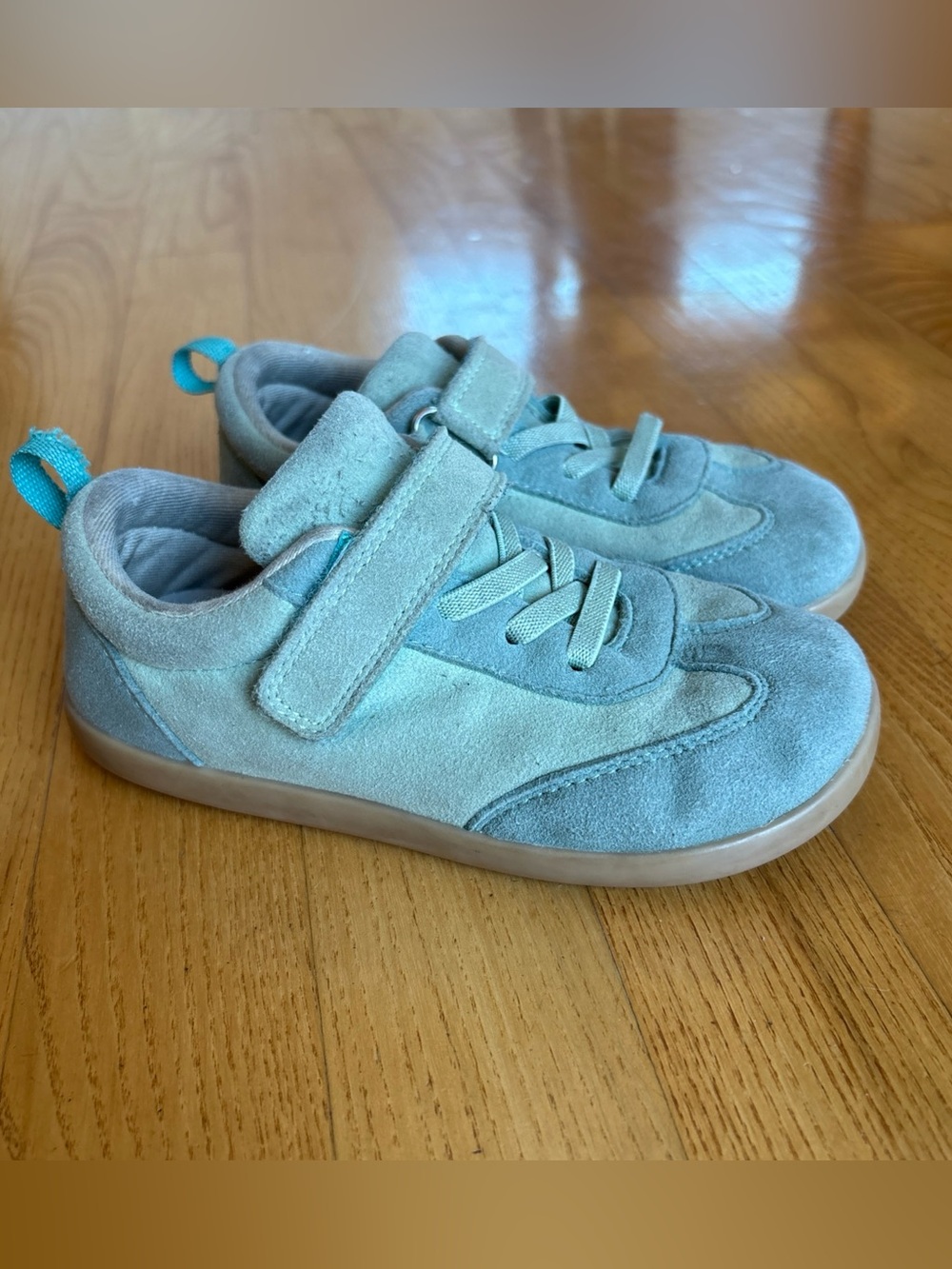 Ten Little Retro Suede Sneakers sage green APMA approved Toddler Boys Size 11.5